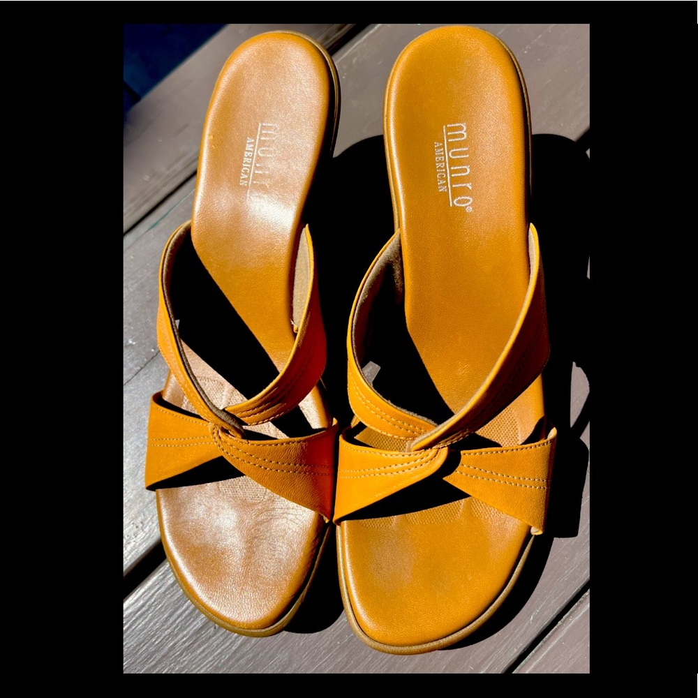 Munro Sandals - SO Comfy!